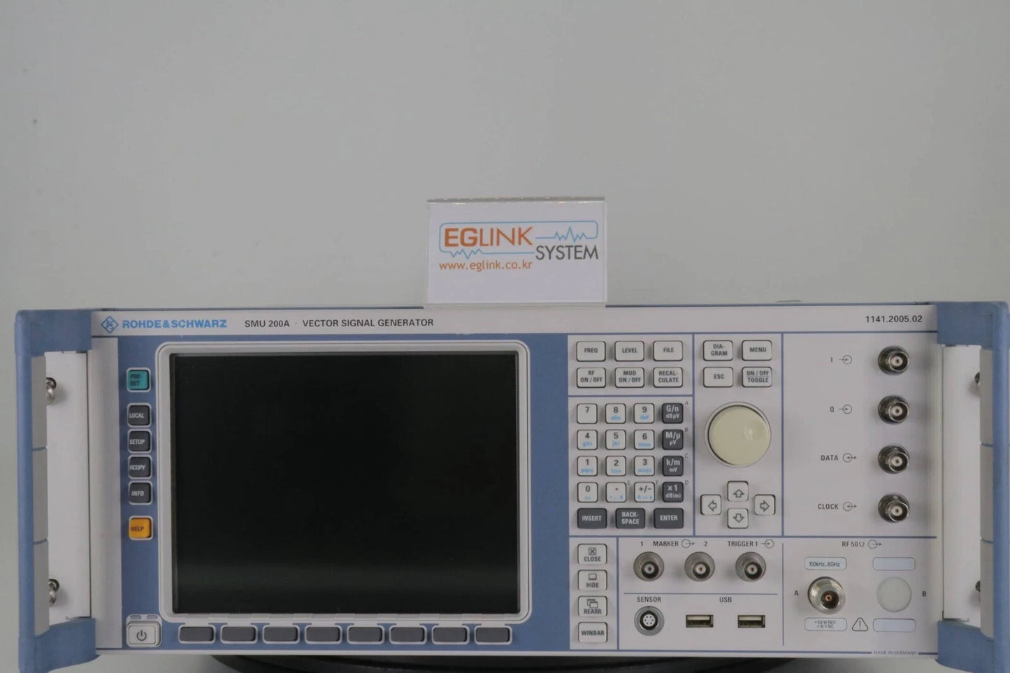 R&S SMU200A(1141.2005K02) Signal Generator Vector single CH 3GHz, opt B9/B13/B16