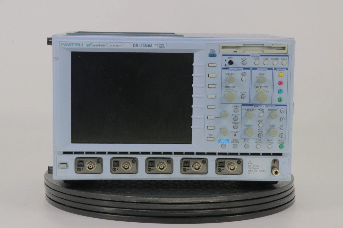 LeCroy/ Iwatsu DS-4354M Oscilloscope Digital WaveRunner 500MHz 1GS/s, 4CH