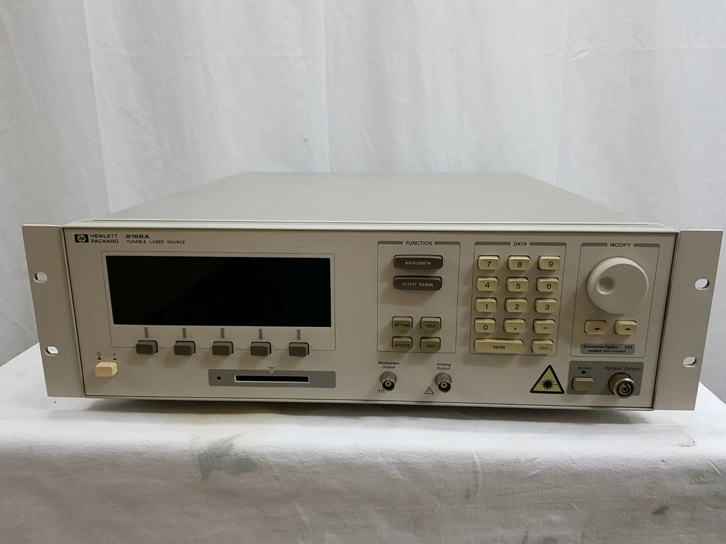 HP 8168A Laser Source Tunable H04/ 023(angled non contact input)