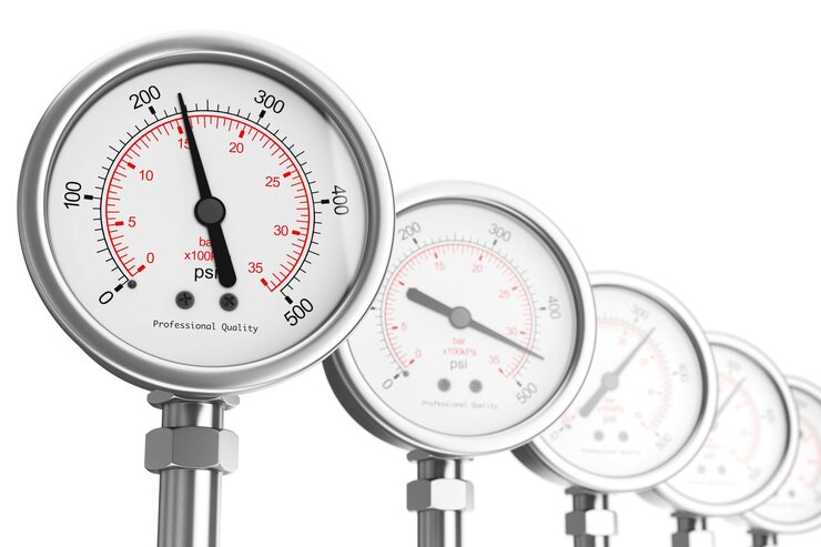 How to Choose Dwyer Pressure Gauges for Your Industry