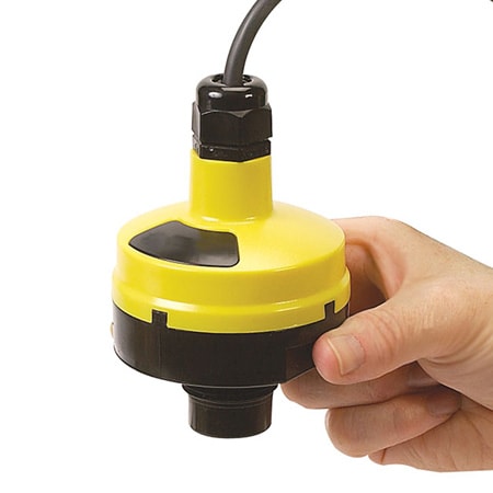 Ultrasonic Level Transmitter and Controller