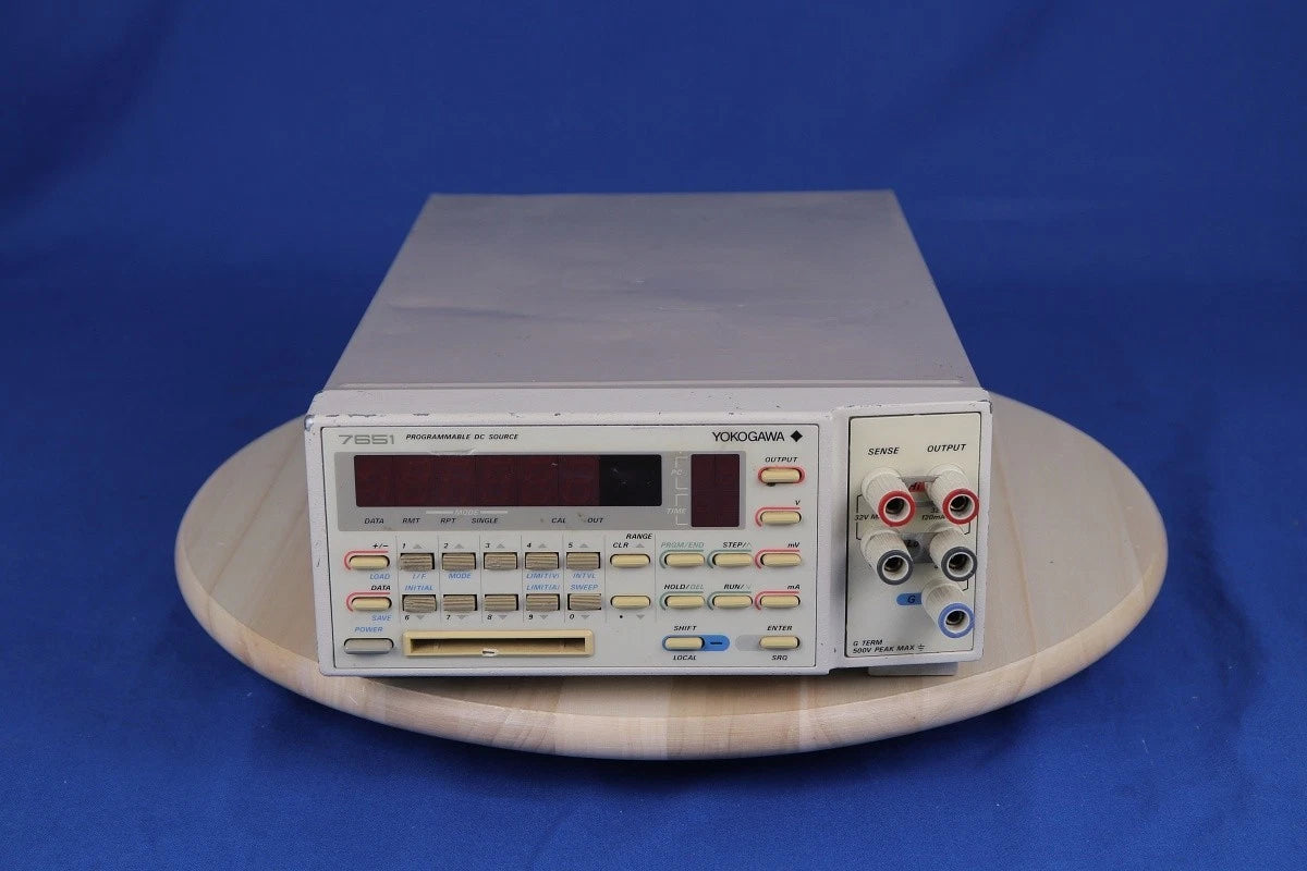 Yokogawa 7651 DC Voltage/ Current Source 7651-01, front panel output, with GPIB