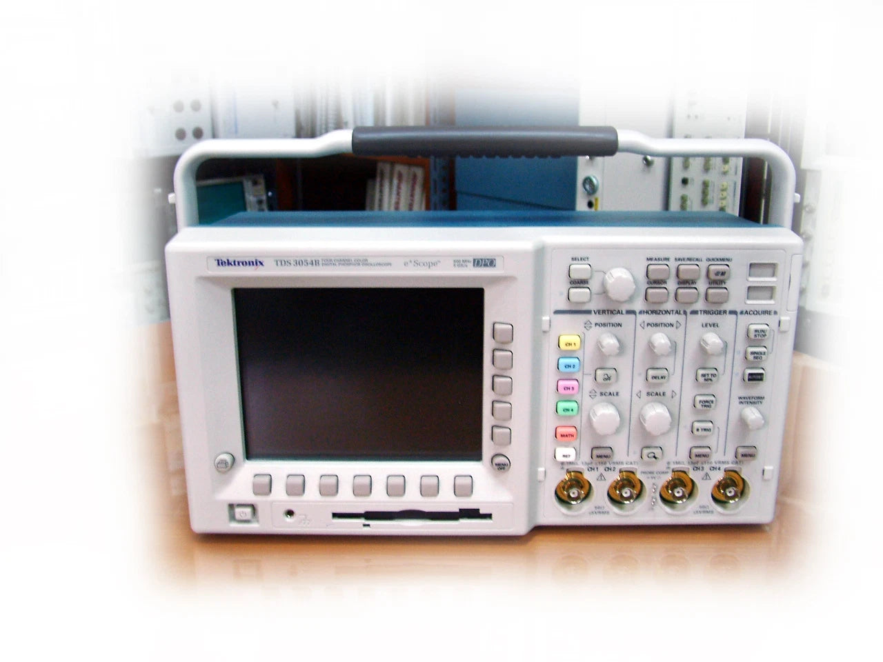 Tektronix TDS3054B Digital Oscilloscope 4ch, 500MHz Bandwidth 5GS/s, Color LCD