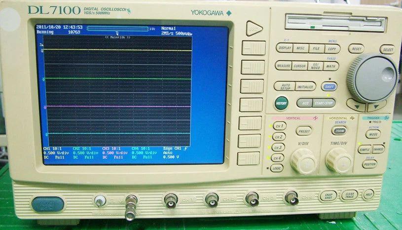 Yokogawa DL7100 Digital Oscilloscope