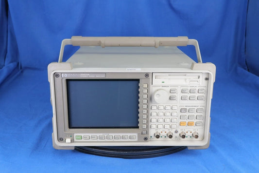 HP 35670A Dynamic Signal Analyzer old model, opt 1D0/ 1D1/ 1D2/1D3/ 1D4/ UFC
