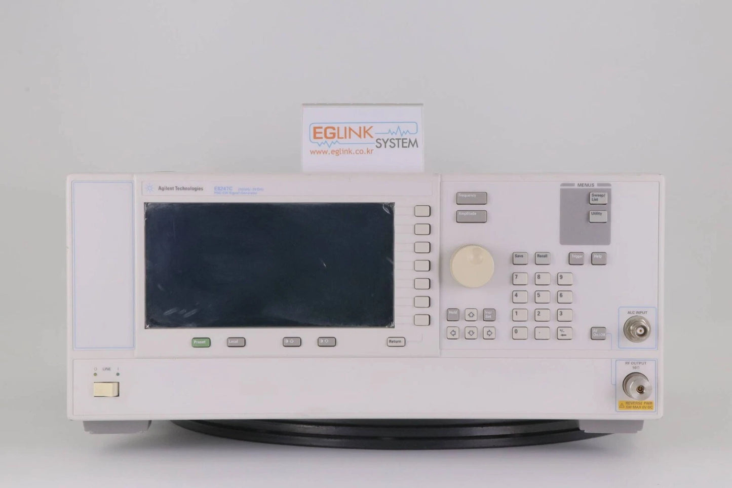 Agilent E8247C Signal Generator PSG PSG, opt 1EA(High Output Power)/520(250kHz)