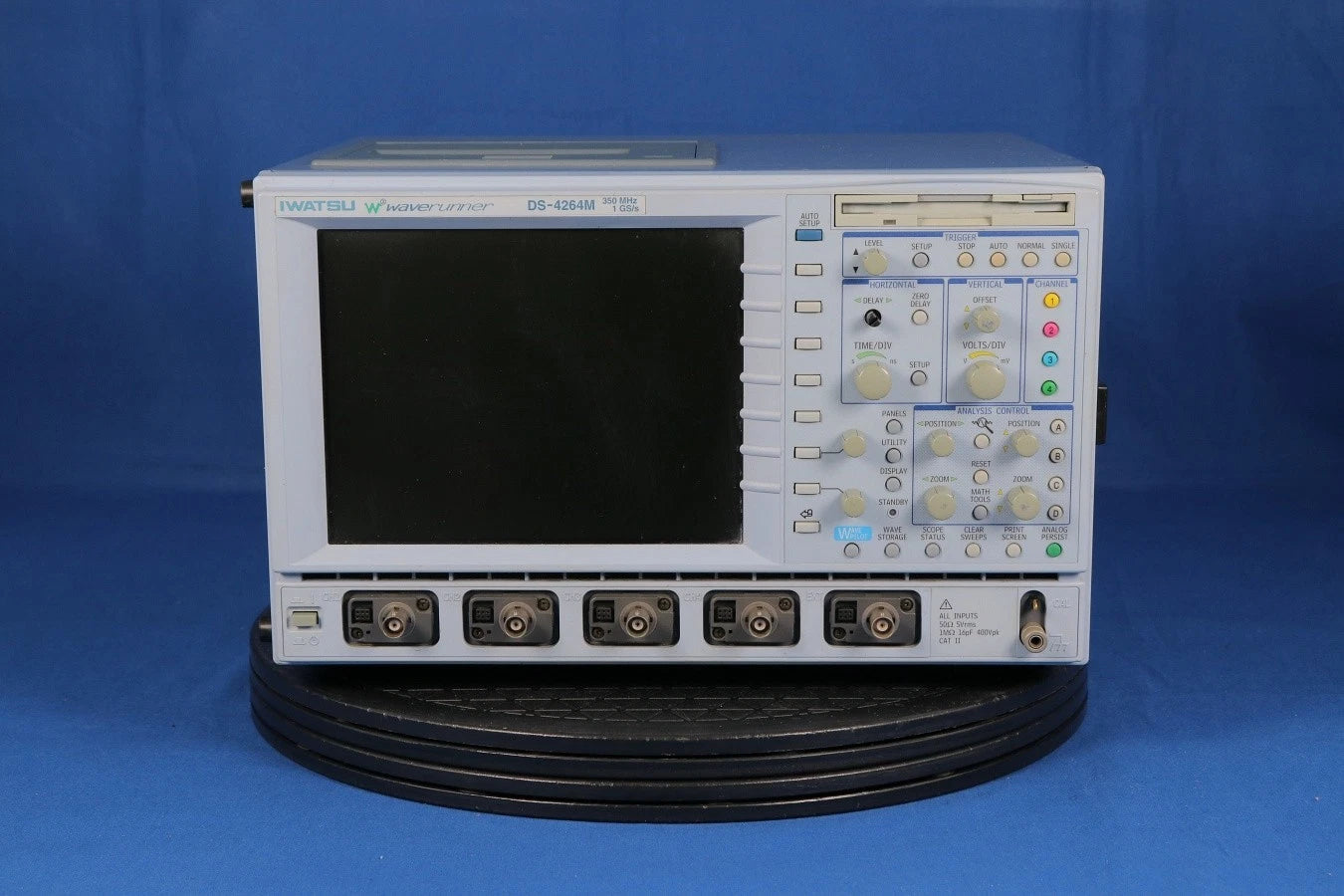 LeCroy/ Iwatsu DS-4264M Oscilloscope Digital WaveRunner 350MHz bandwidth, 1GS/s,