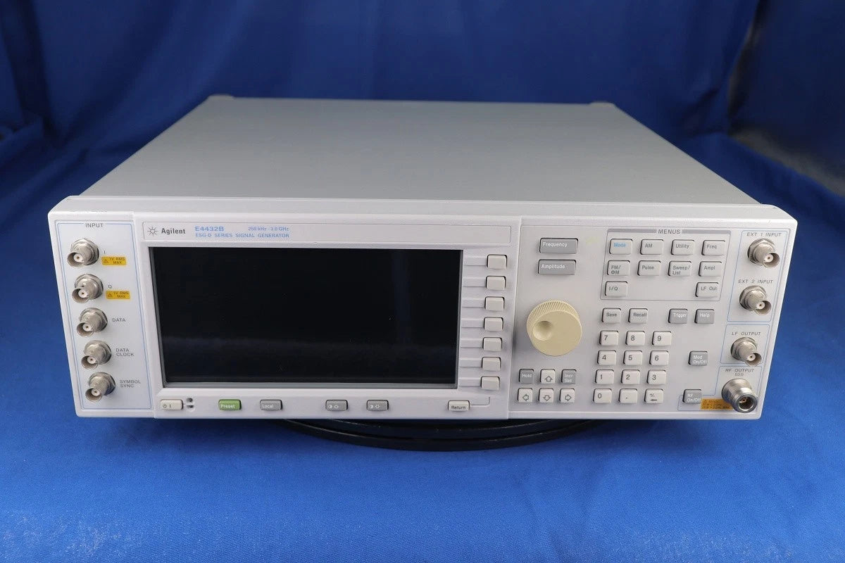 Agilent E4432B Signal Generator ESG Agilent brand, UK6/ UN7/ UN8