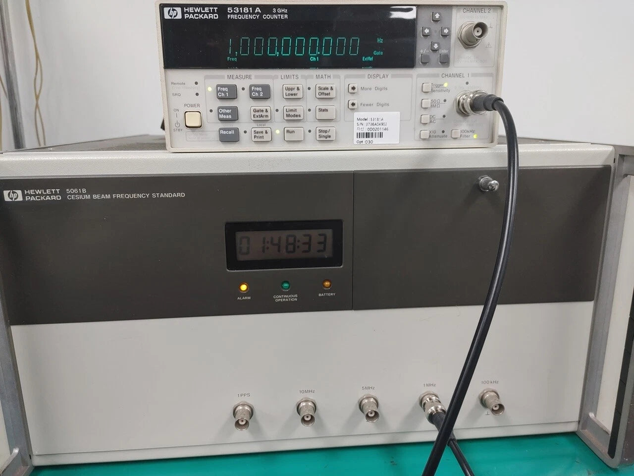 HP 5061B Standard for Frequency Cesium Beam Frequency Standard