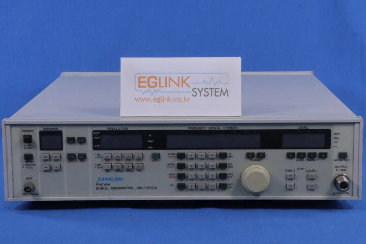 Jung Jin JSG-1610A Signal Generator 200KHz to 1100MHz, -127dBm to +13dBm