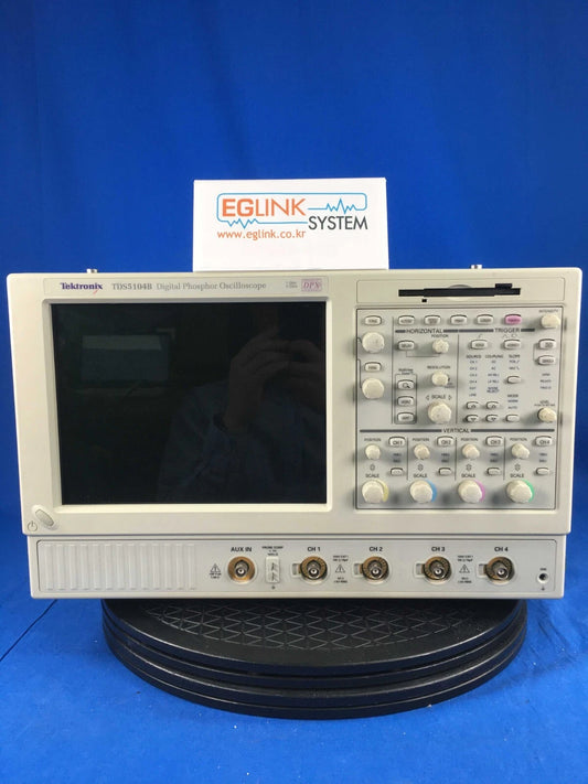 Tektronix TDS5104B Oscilloscope Digital 4ch, 1 GHz Bandwidth, 5GS/s