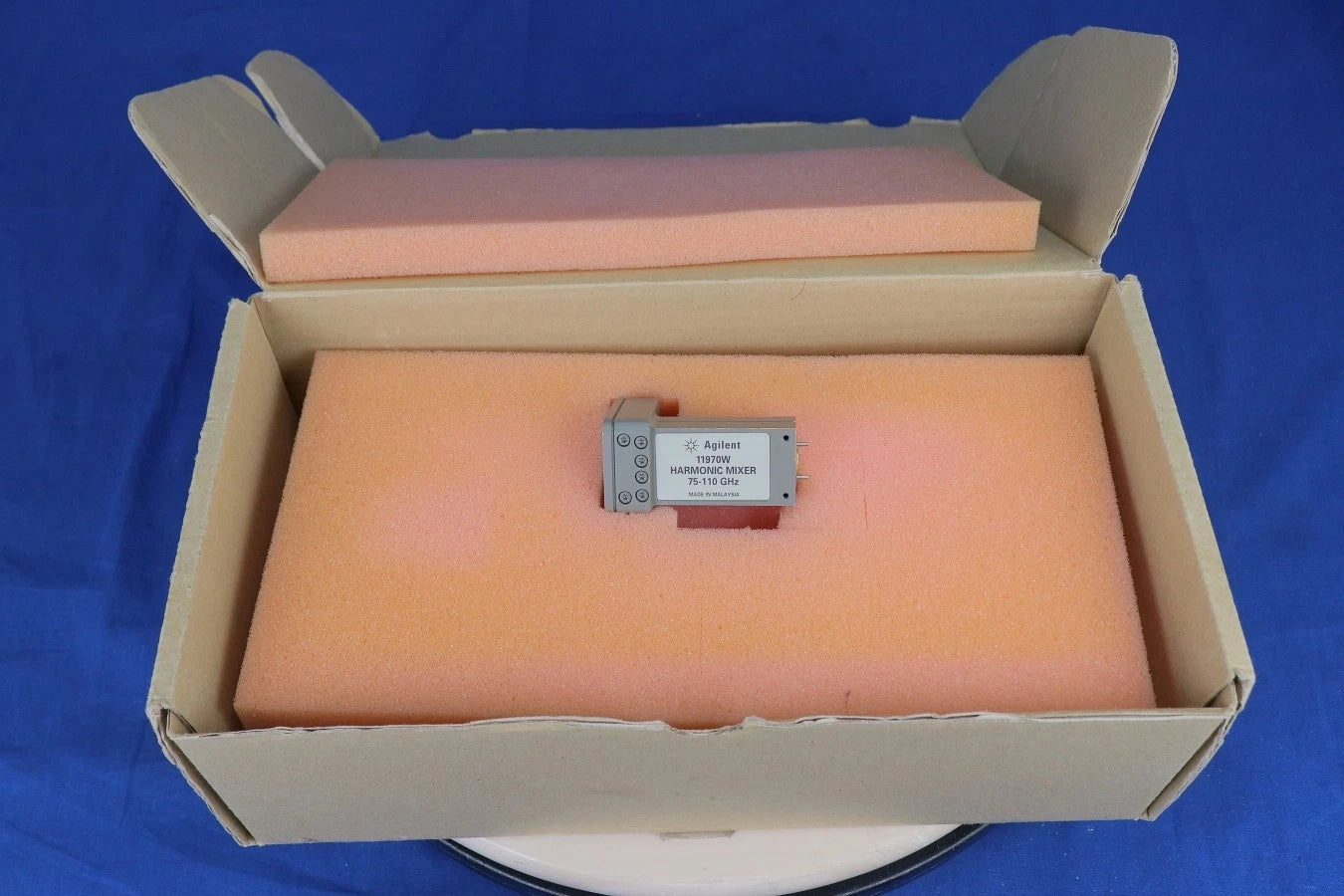 Agilent 11970W Mixer for Harmonic Waveguide Harmonic Mixer, 75 To 110 GHz