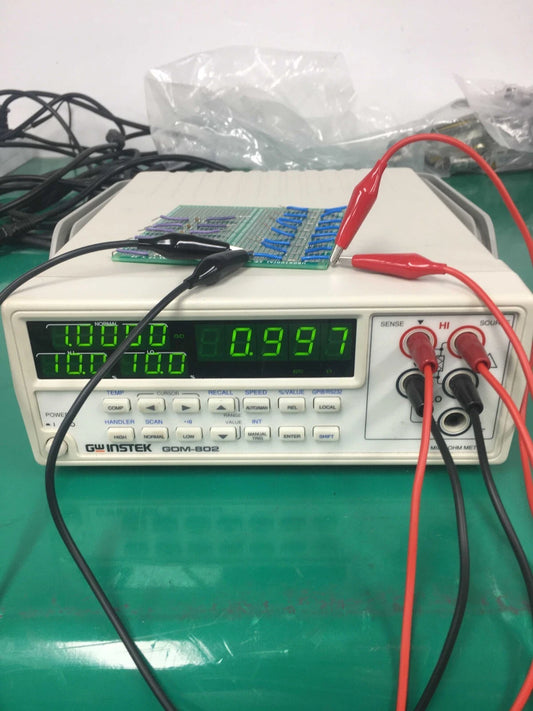 GW Instek GOM-802 Milliohm Meter