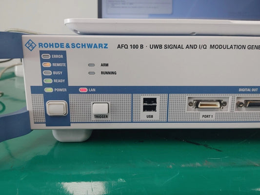 R&S AFQ100B UWB Signal and I/Q Modulation Generator opt B11/B18/K255/K284/K285